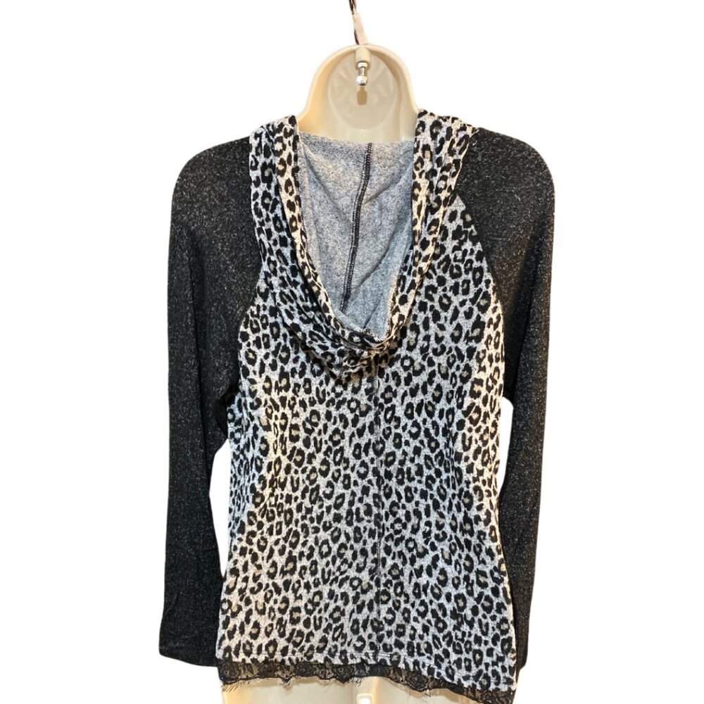 Leopard Print Lightweight Hoodie - Size Medium - Picture 5 of 16